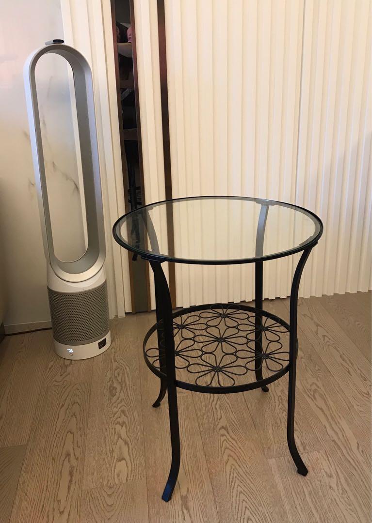 IKEA Klingsbo side table 玻璃茶几, 傢俬＆家居, 傢俬, 桌子 Carousell