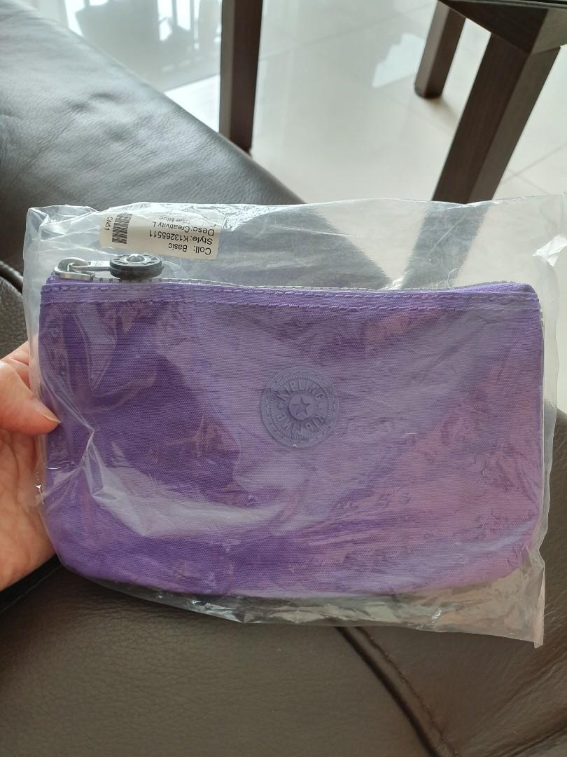 Authentic Kipling Creativity L (Category: Purses & Pouches) located in Singapore. Submitted by blackjewel (Listing ID 1018425806, Image 1). Description: Authentic Brand new Kipling Creativity L pouch Coll: Basic Desc: Creativity L Col: Vivid Purple Very functional Perfect as gift or personal use Stylish, lightweight and practical design and water resistant Very functional, durable and value for money!.