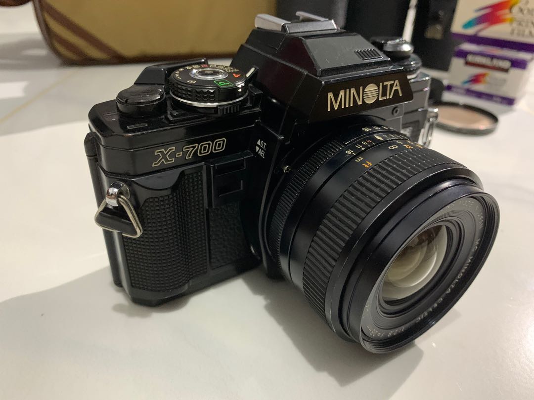 Minolta X-700 Camera 28mm 2.8 Lens Set