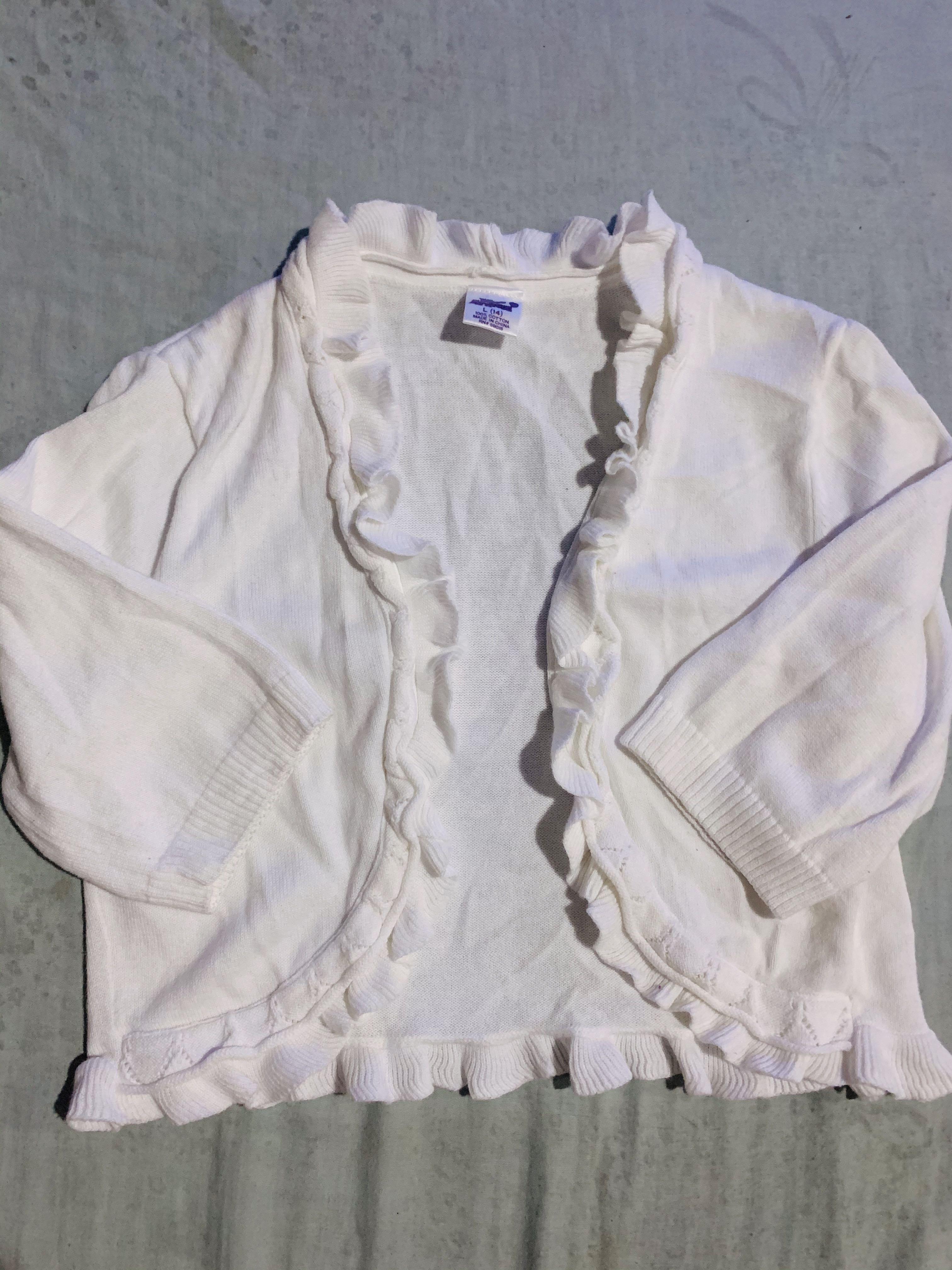 Miss Attitude Girls Sweater (Category: Babies & Kids Fashion) located in Quezon City. Submitted by xandy777 (Listing ID 1018418970, Image 1). Description: Miss Attitude Kids Sweater/ Blazer Cardigan Solid white Large.