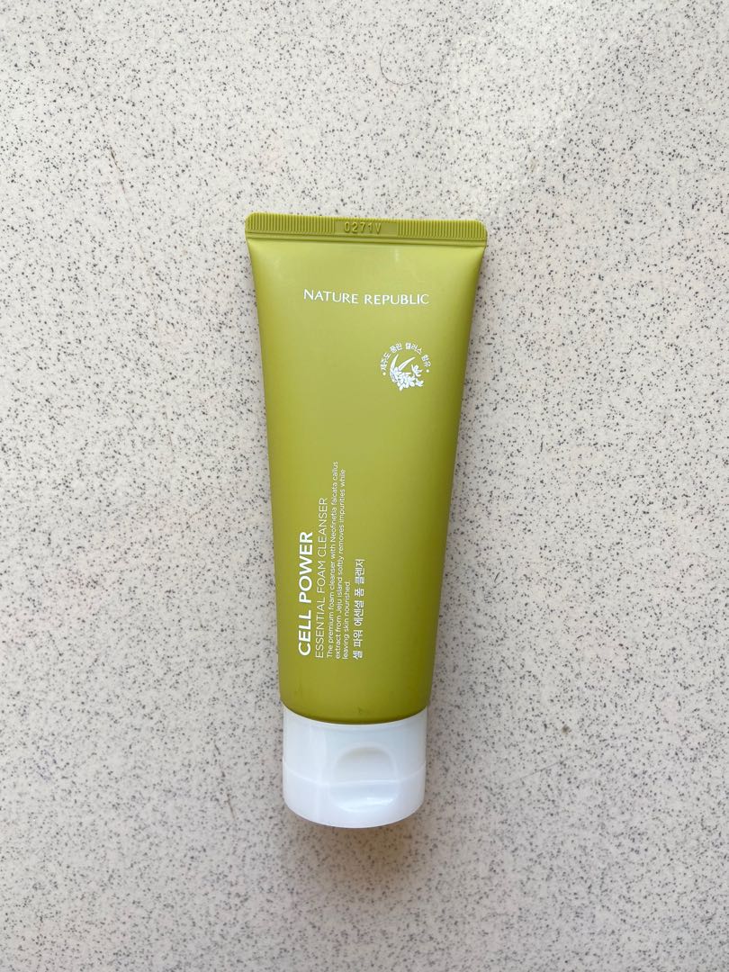 cell power essential foam cleanser