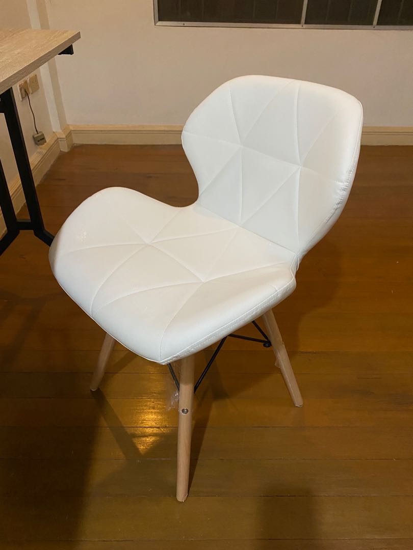Butterfly nordic sales chair