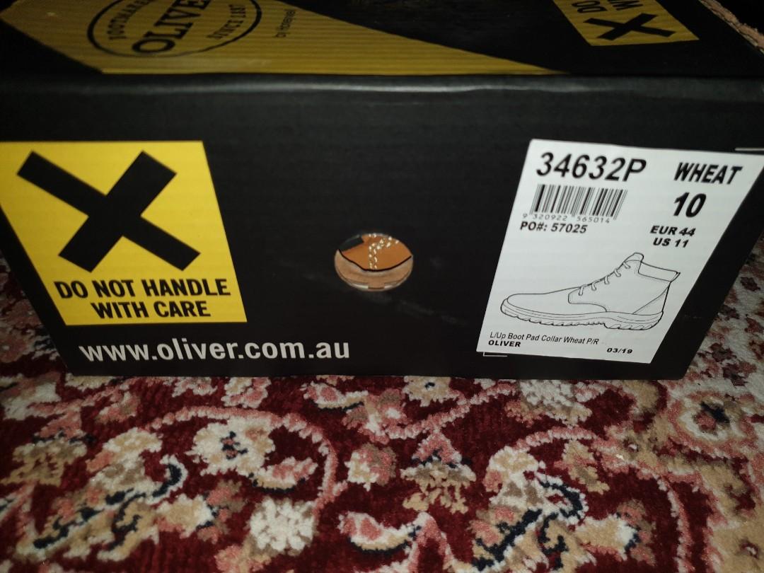 safety boots size 10