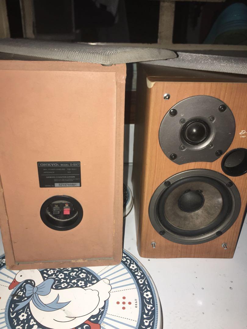Onkyo bookshelf speakers (Category: Soundbars, Speakers & Amplifiers) located in Manila. Submitted by kyleramooos (Listing ID 1018498987, Image 3). Description: Bookshelf speakers Onkyo dsx7 2pcs Onkyo dv77 2pcs Will include 1 onkyo d50 center speaker (left channel siya nagamit ko lang for center. Gets the job done na rin) *can do trades sa floorstanding speakers or integrated amplifiers only 11k take all 5pcs Binan-alabang meetups.