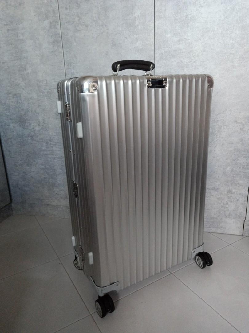 rimowa 30 inch