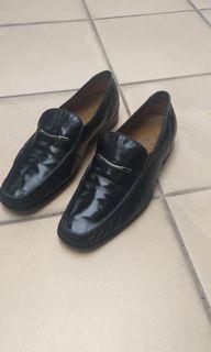 Pabder Uomo sz 8.5 fits 9.5 formal shoes
