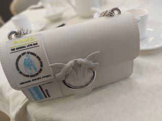 （分類：）位於 。 由 fantaa 提交（商品編號 1018351269，圖片 1）。簡介： 。