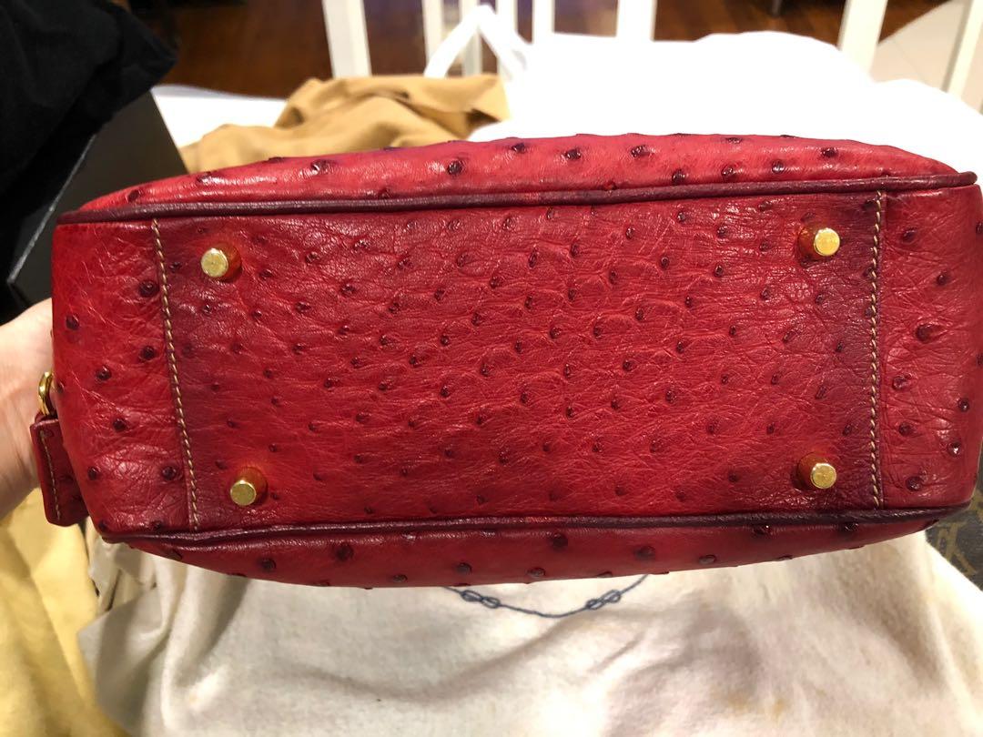 PRADA Red Ostrich Lather Handbag Exotic leather ref.163393 - Joli Closet
