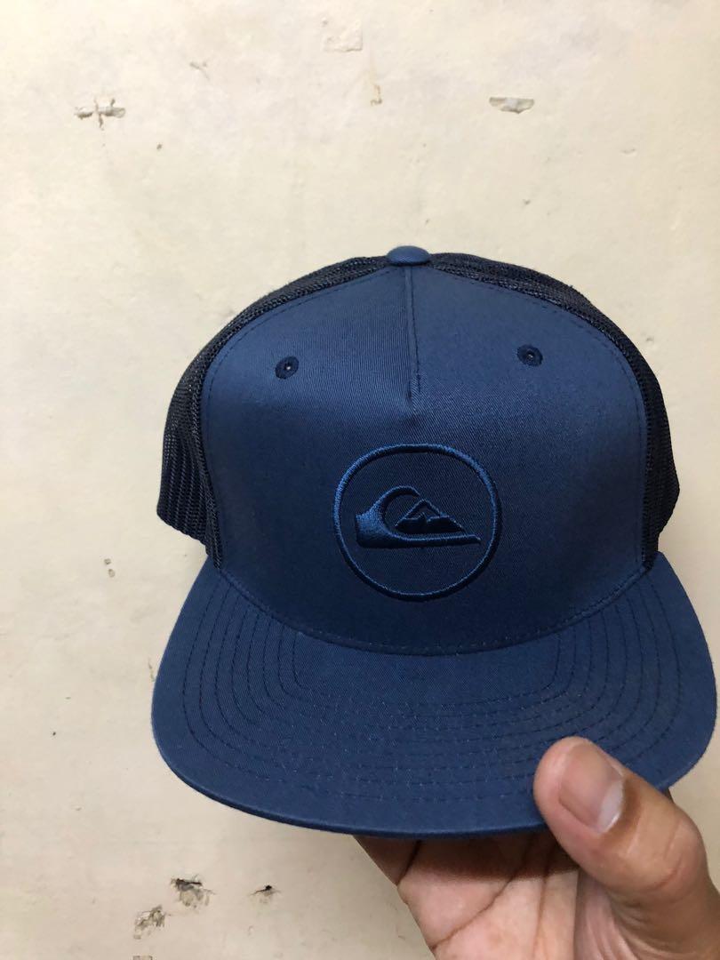 Quicksilver caps (Category: Caps & Hats) located in Makati City. Submitted by donpakundo13 (Listing ID 1018438598, Image 1). Description: Halos bago pa..