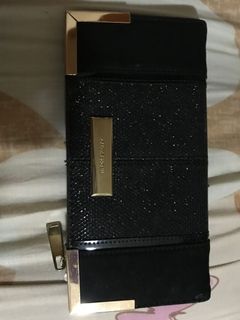 (Category: ) located in . Submitted by letshoppinggirls (Listing ID 1018497361, Image 1). Description: .
