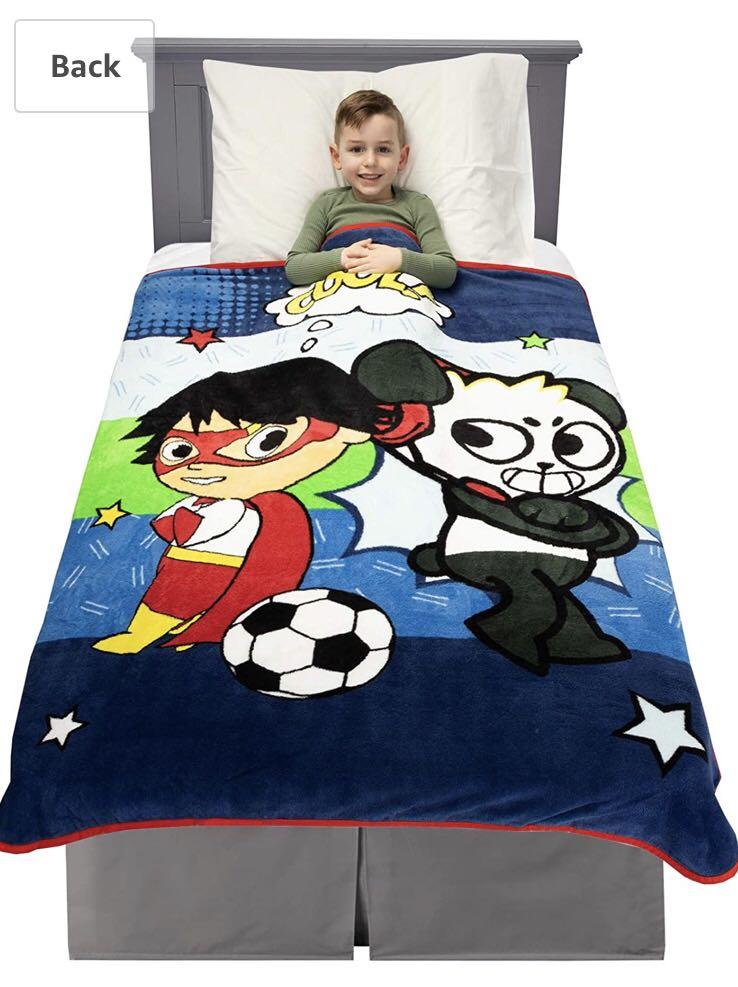 ryan toy review blanket