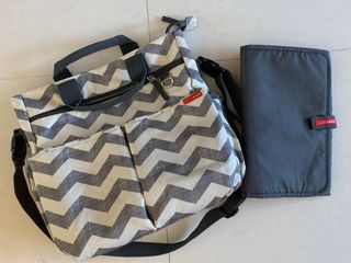 （分類：）位於 。 由 sirk32 提交（商品編號 1018326718，圖片 1）。簡介： 。