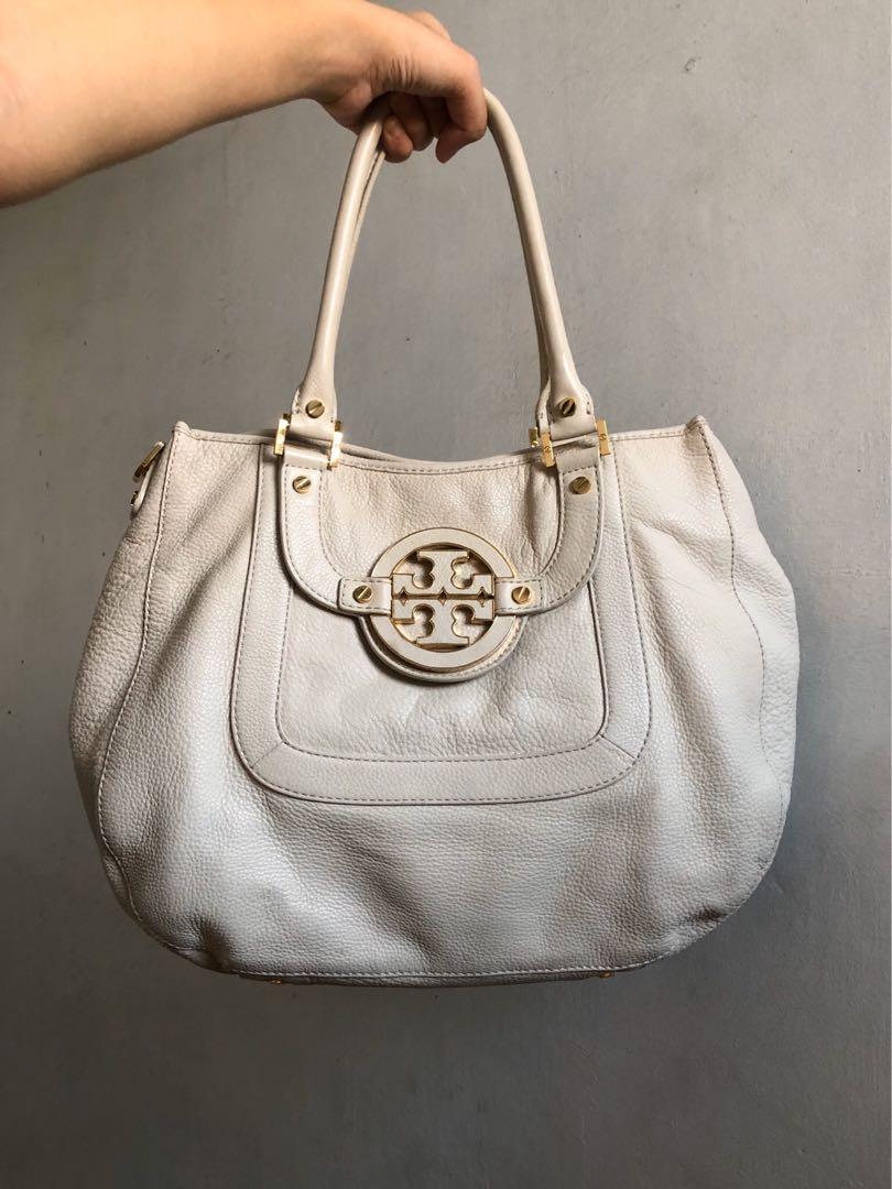 amanda hobo bag tory burch