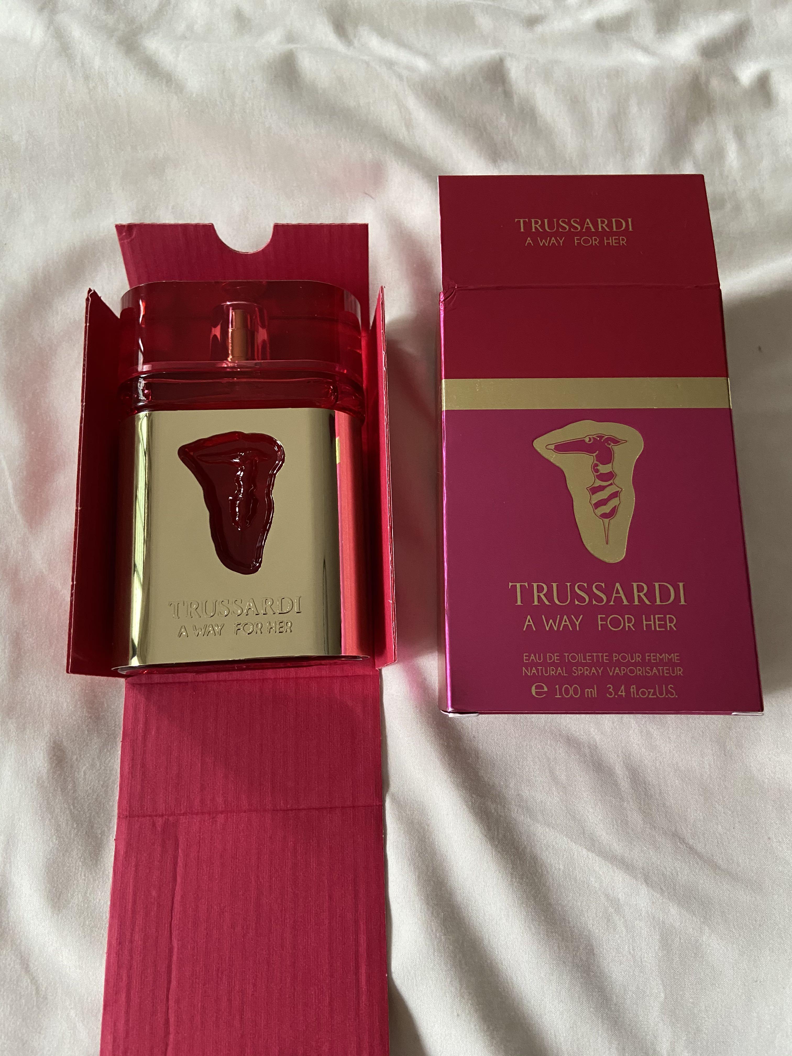 trussardi perfume a way for her
