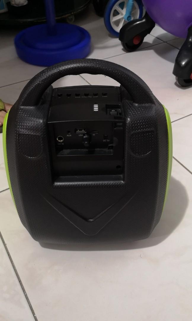 audiobox boombox 300