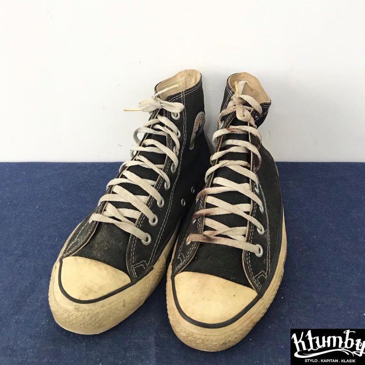 90s chuck taylors