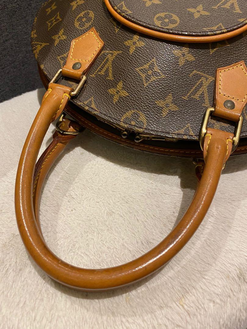 Just received this vintage Ellipse PM & I am in love 😍 Vachetta is  immaculate, hardware is shiny , leather is thick & crisp ! VINTAGE IS  AWESOME 🤎🤎 : r/Louisvuitton
