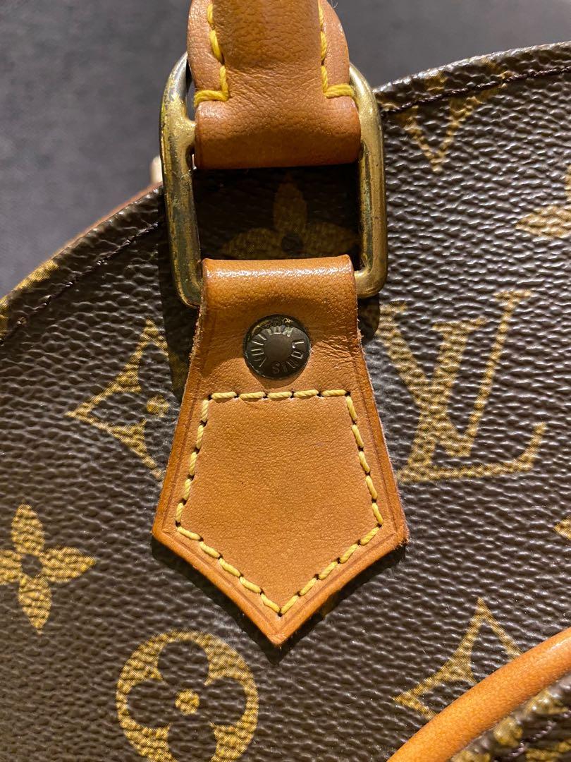 Louis Vuitton Ellipse Handbag 376878