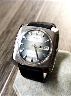 Vintage Seiko Watch 7006-8040 38mm