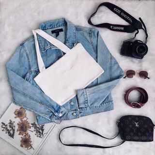 (Category: ) located in . Submitted by glamdoll.ph (Listing ID 1018561523, Image 1). Description: .