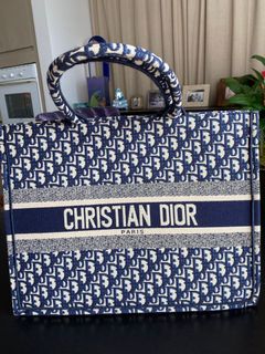 (Category: ) located in . Submitted by sherlynpreloved (Listing ID 1018593207, Image 1). Description: .