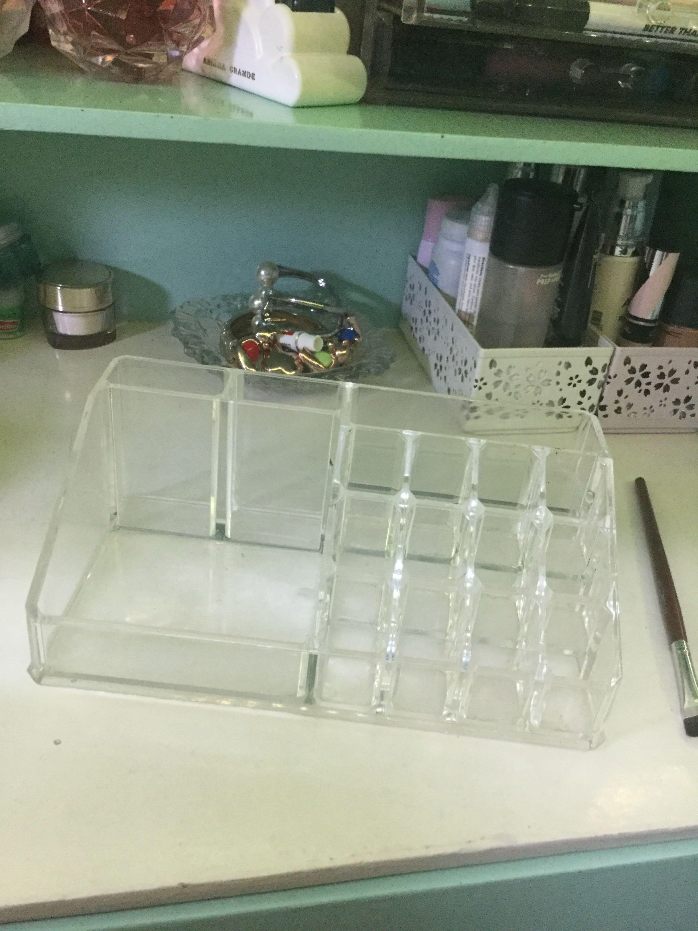 repriced! Acrylic lipstick organizer (Category: Makeup) located in Manila. Submitted by shoppe.jasmineb (Listing ID 1018808709, Image 2). Description: Organizer only, lipsticks not included 9/10 condition.