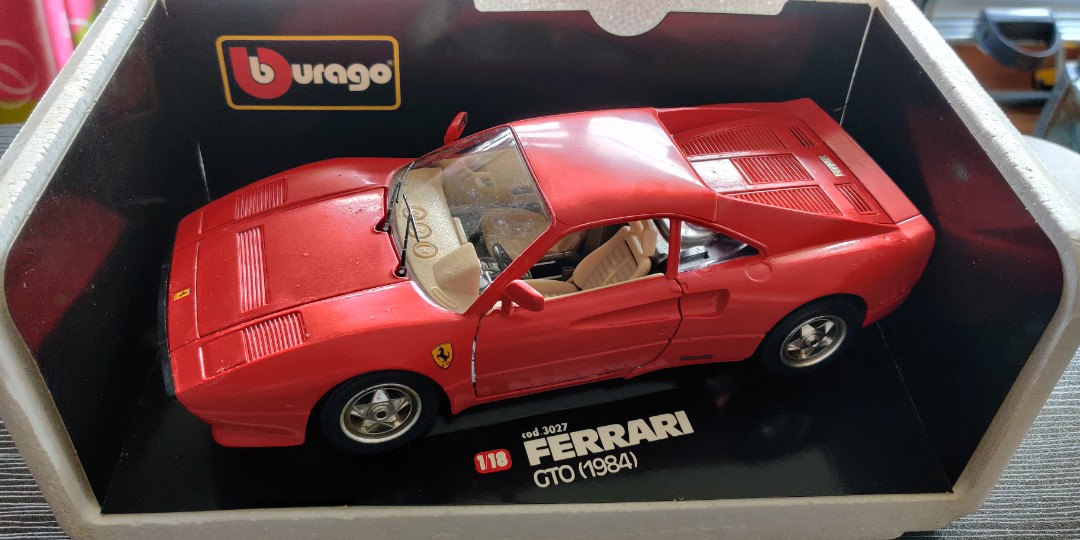 Bburago 1/18 Ferrari GTO (1984), Hobbies & Toys, Toys & Games on