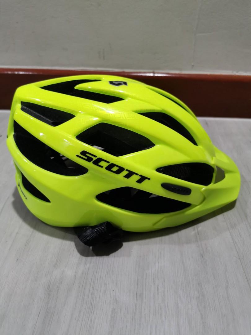 neon green bike helmet