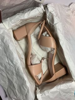 (Category: ) located in . Submitted by preloved_mai (Listing ID 1018812036, Image 1). Description: .