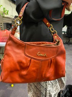 (Category: ) located in . Submitted by stylestalker (Listing ID 1018588094, Image 1). Description: .