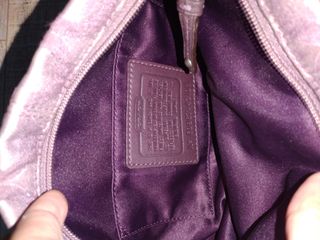 (Category: ) located in . Submitted by brandedforless_ (Listing ID 1018628736, Image 1). Description: .