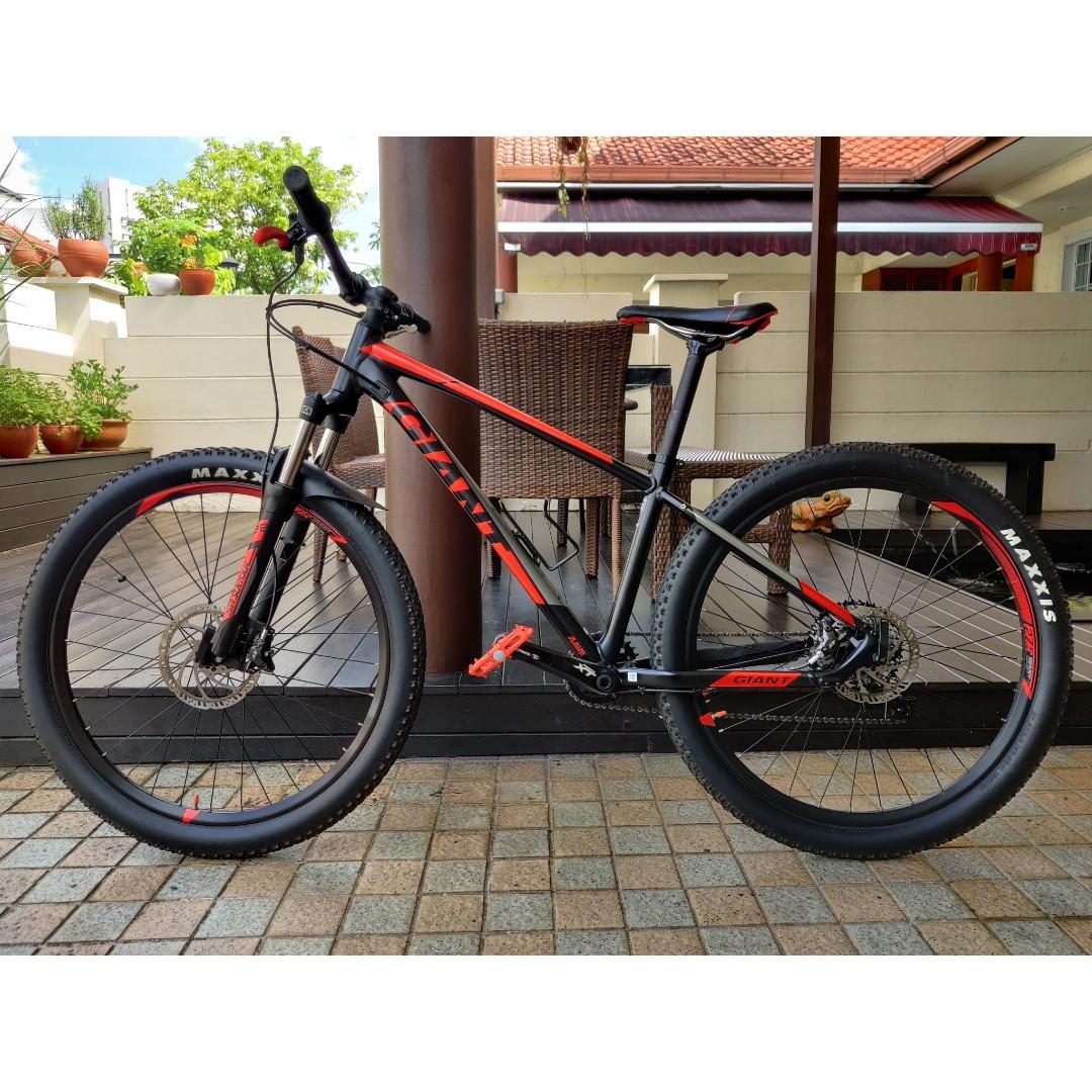 Deore XT Giant Talon 3