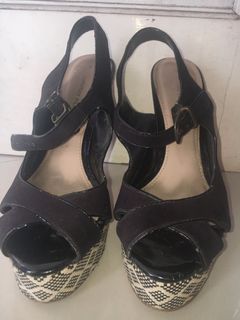 (Kategori: ) berada di . Dikirim oleh eidelliapstore (ID iklan 1018676399, Gambar 1). Deskripsi: .