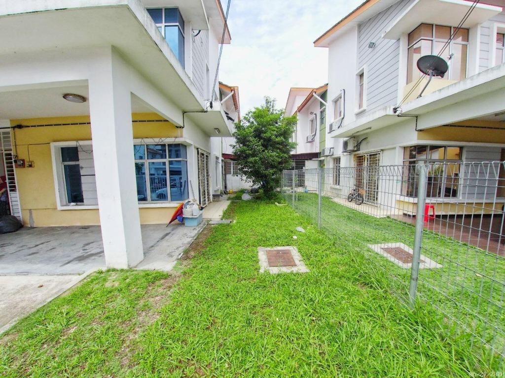 Double Storey Semi D Cluster House Saujana Utama 3 Saujama Utama Sg Buloh Property For Sale On Carousell