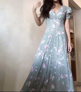 (Category: ) located in . Submitted by buyplspls (Listing ID 1018719747, Image 1). Description: .