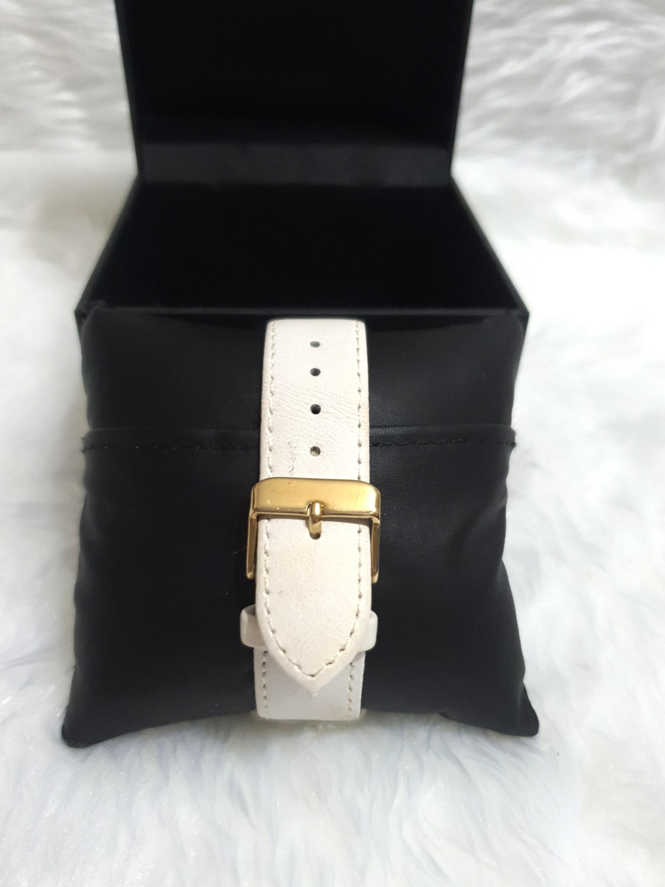 White leather hotsell belt ladies watches