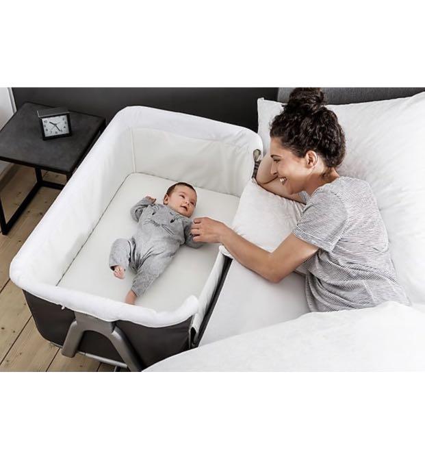 Hauck face to sale me bedside crib