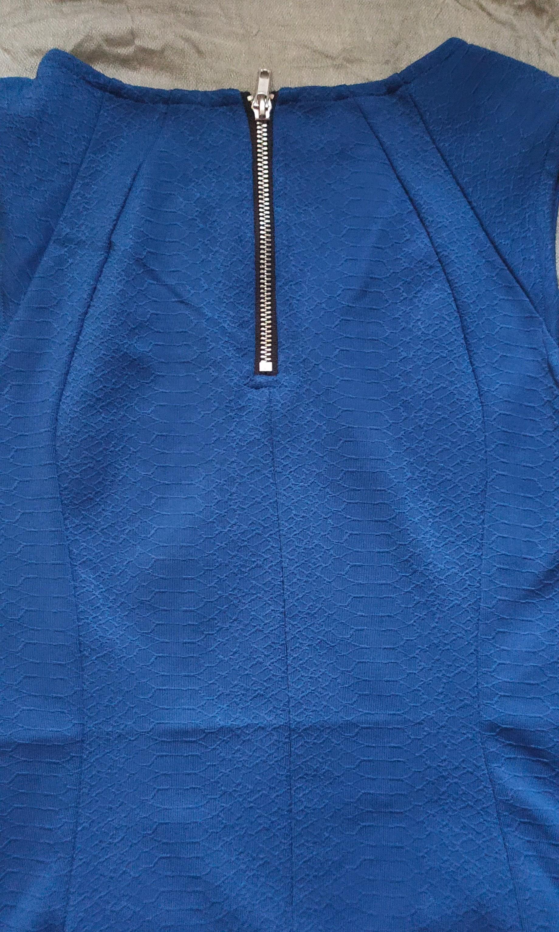 H&m dress blue (Category: Dresses) located in Quezon City. Submitted by js1983 (Listing ID 1018542631, Image 2). Description: .