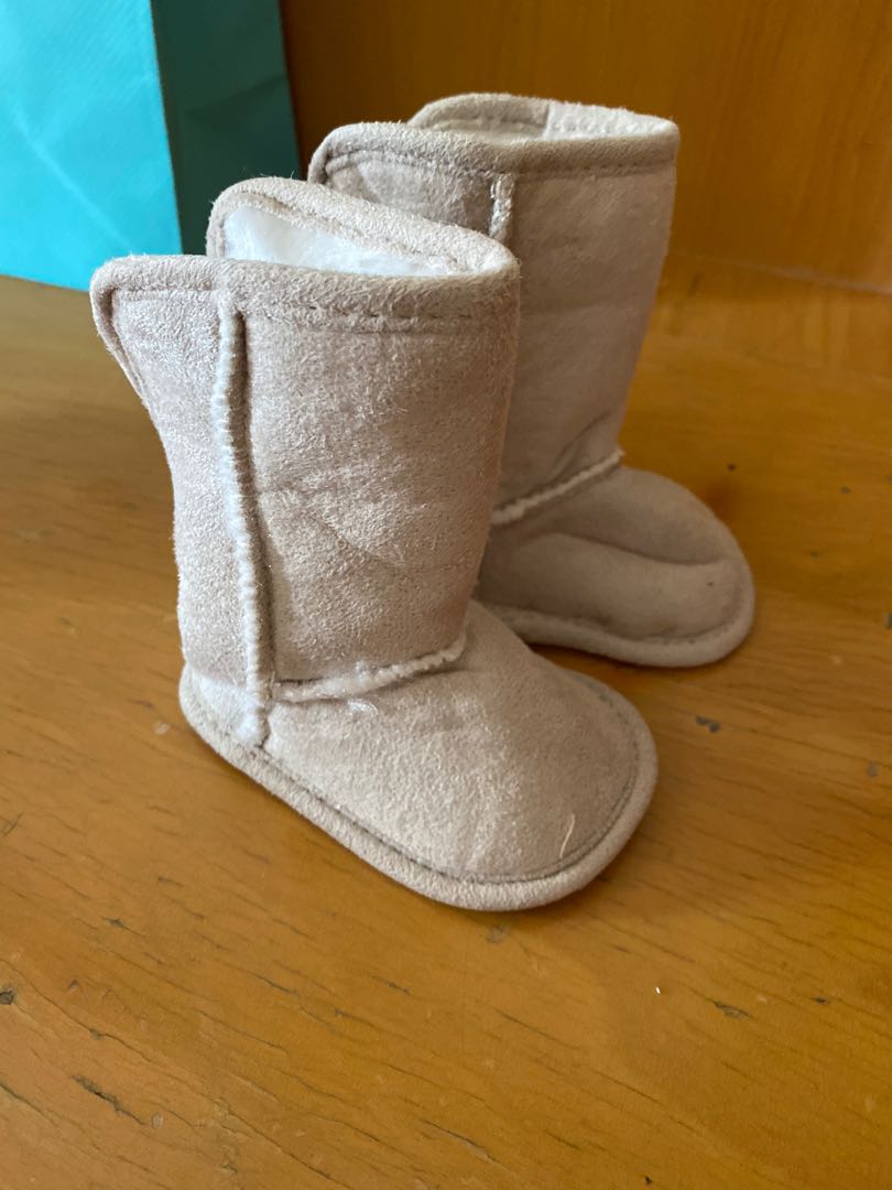 H\u0026M UGG lookalike Winter Boots booties 