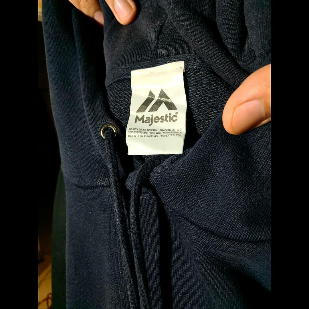 Majestic shop baseball hoodie