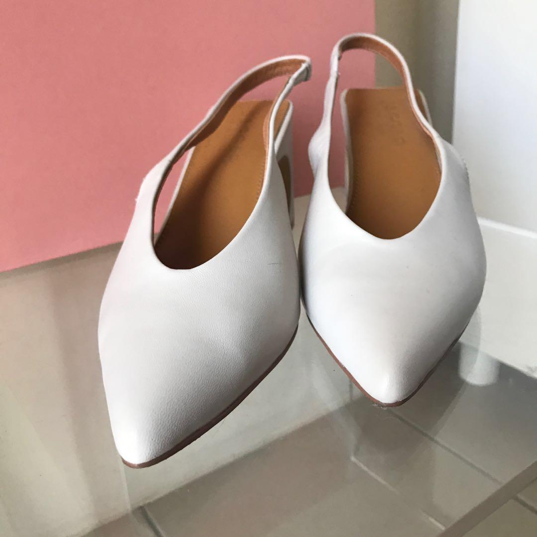 Jaggar sculpted slingback pumps hotsell