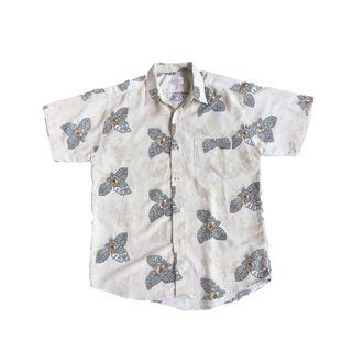 Kemeja Motif Hawaiian