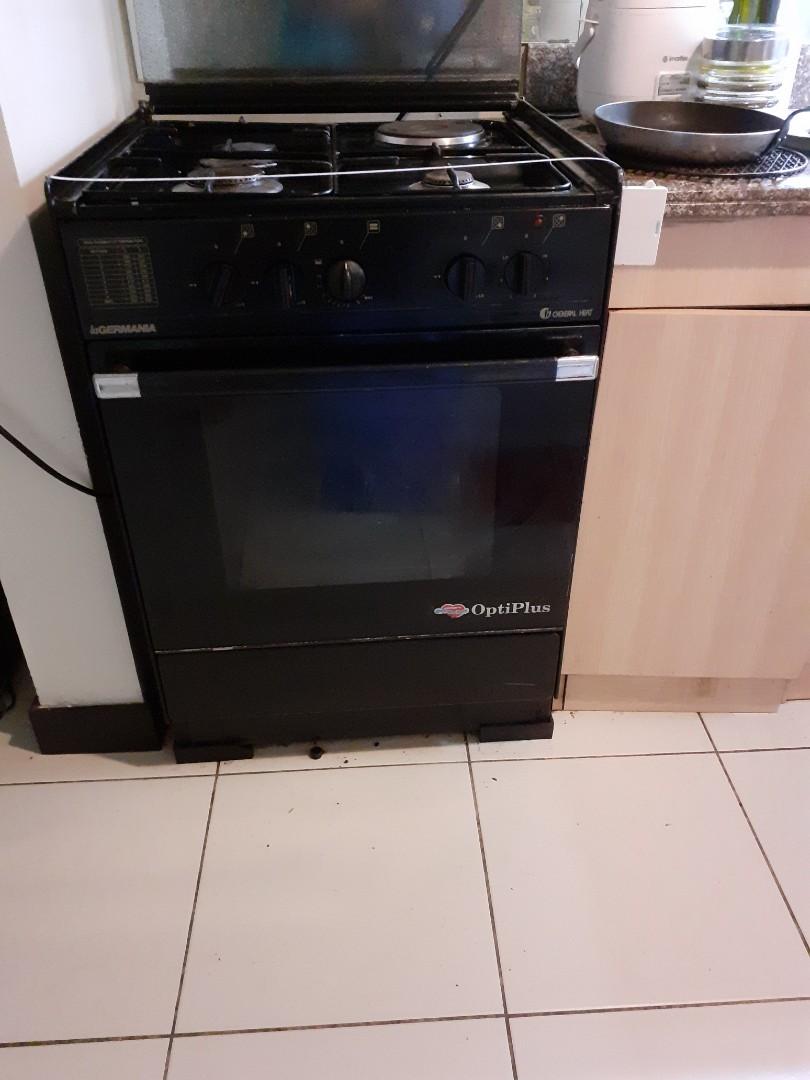 La Germania Gas Range, TV & Home Appliances, Kitchen Appliances, Hobs