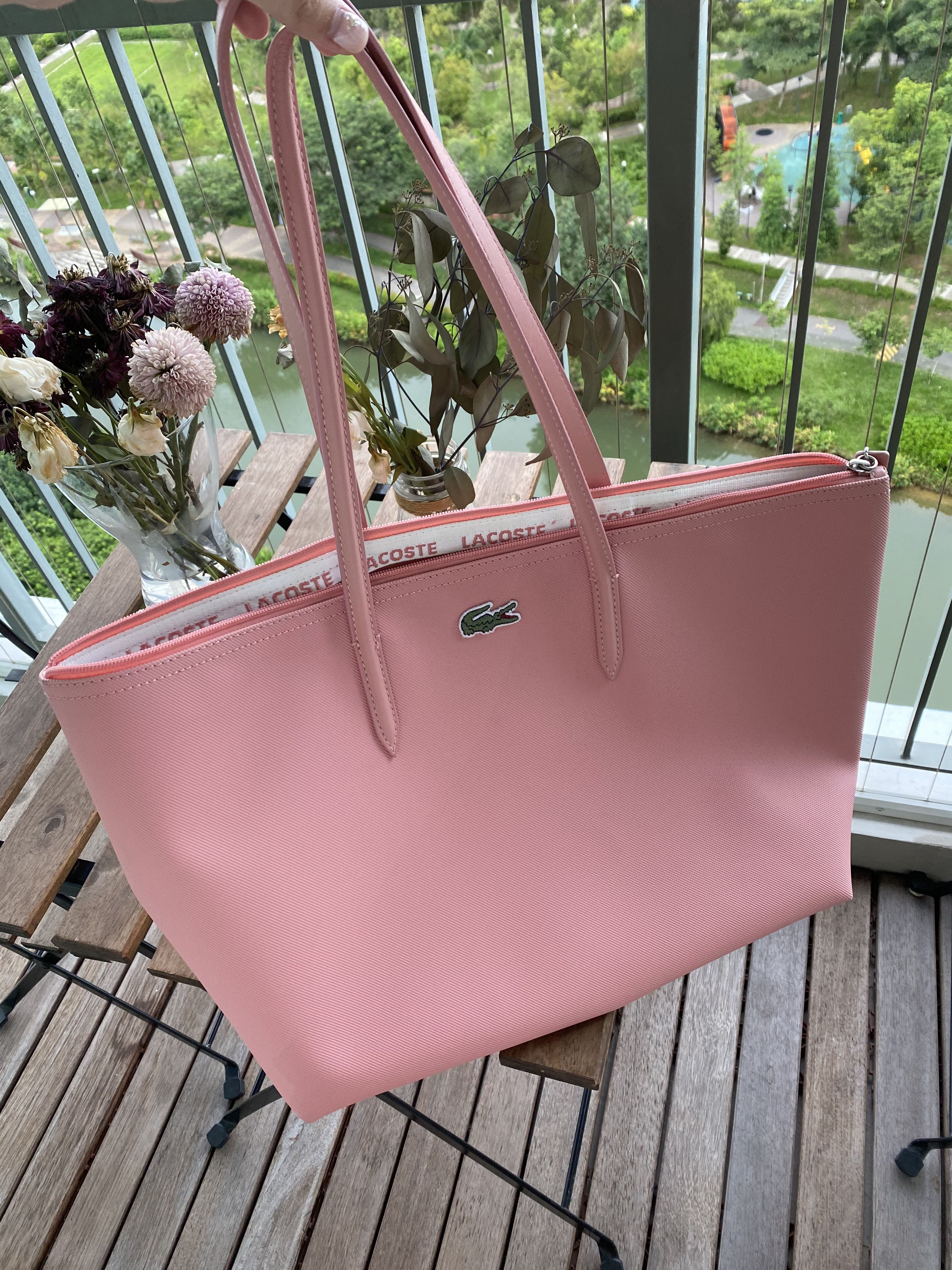 Lacoste Concept zip tote