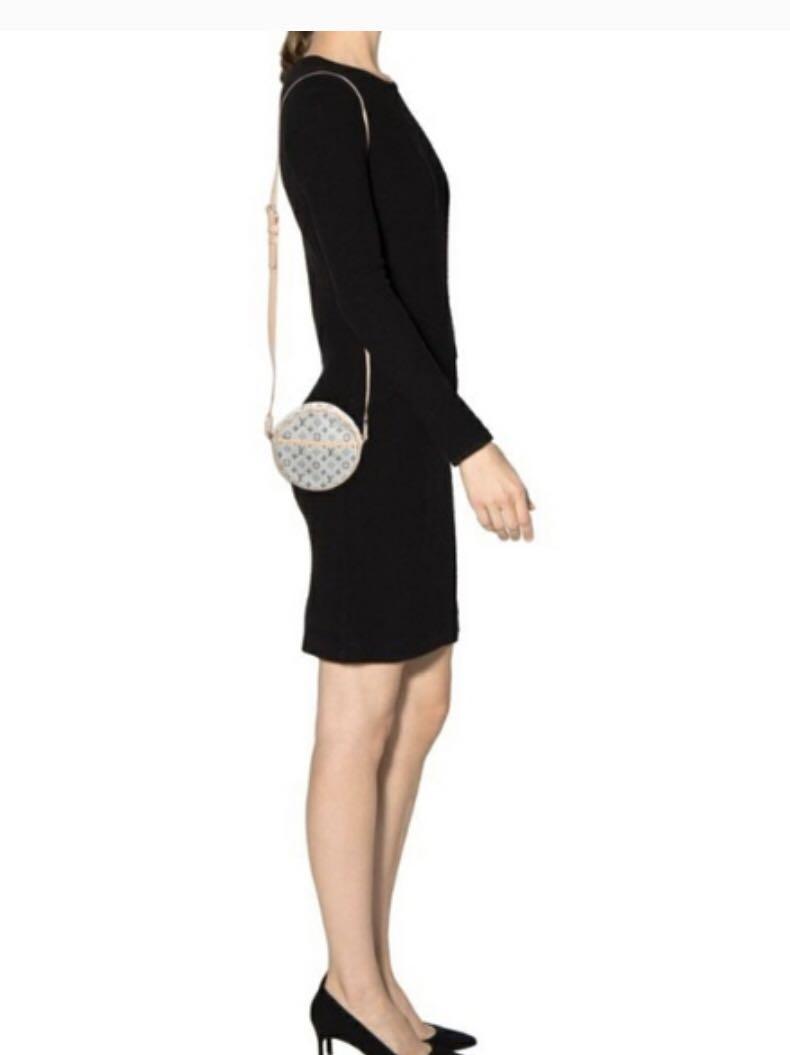 Louis Vuitton Encre Monogram Mini Lin Jeanne Bag, Luxury, Bags & Wallets on  Carousell