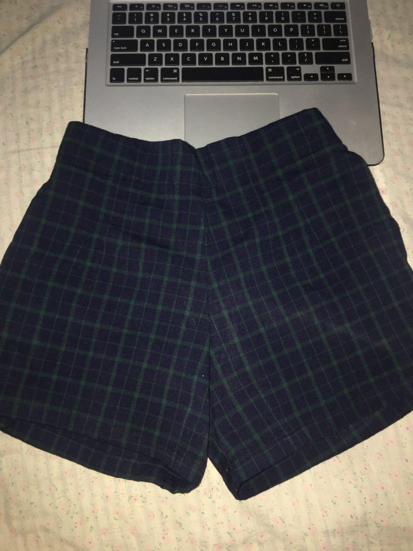 Navy Blue Plaid Shorts, Women's Fashion 