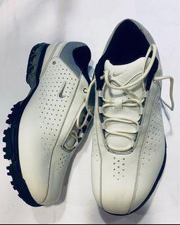 golf shoes on sale near me