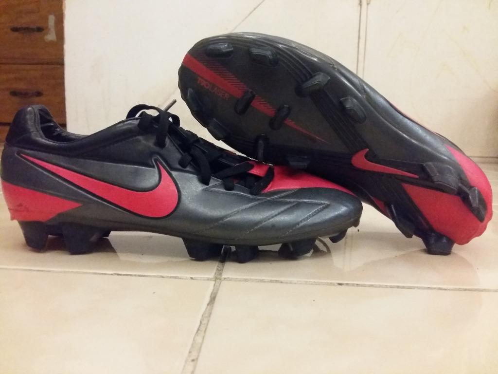 nike football spike