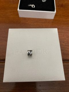 （分類：）位於 。 由 sairamd 提交（商品編號 1018584544，圖片 1）。簡介： 。