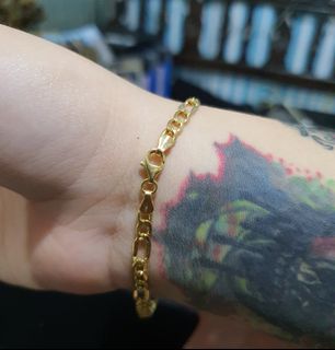(Category: ) located in . Submitted by enzos_preloved_stuff (Listing ID 1018662702, Image 1). Description: .
